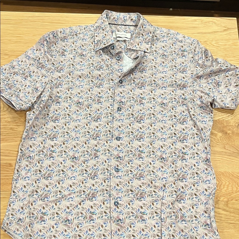 Bugatchi Floral Patterned Men's Short Sleeve Button Down
